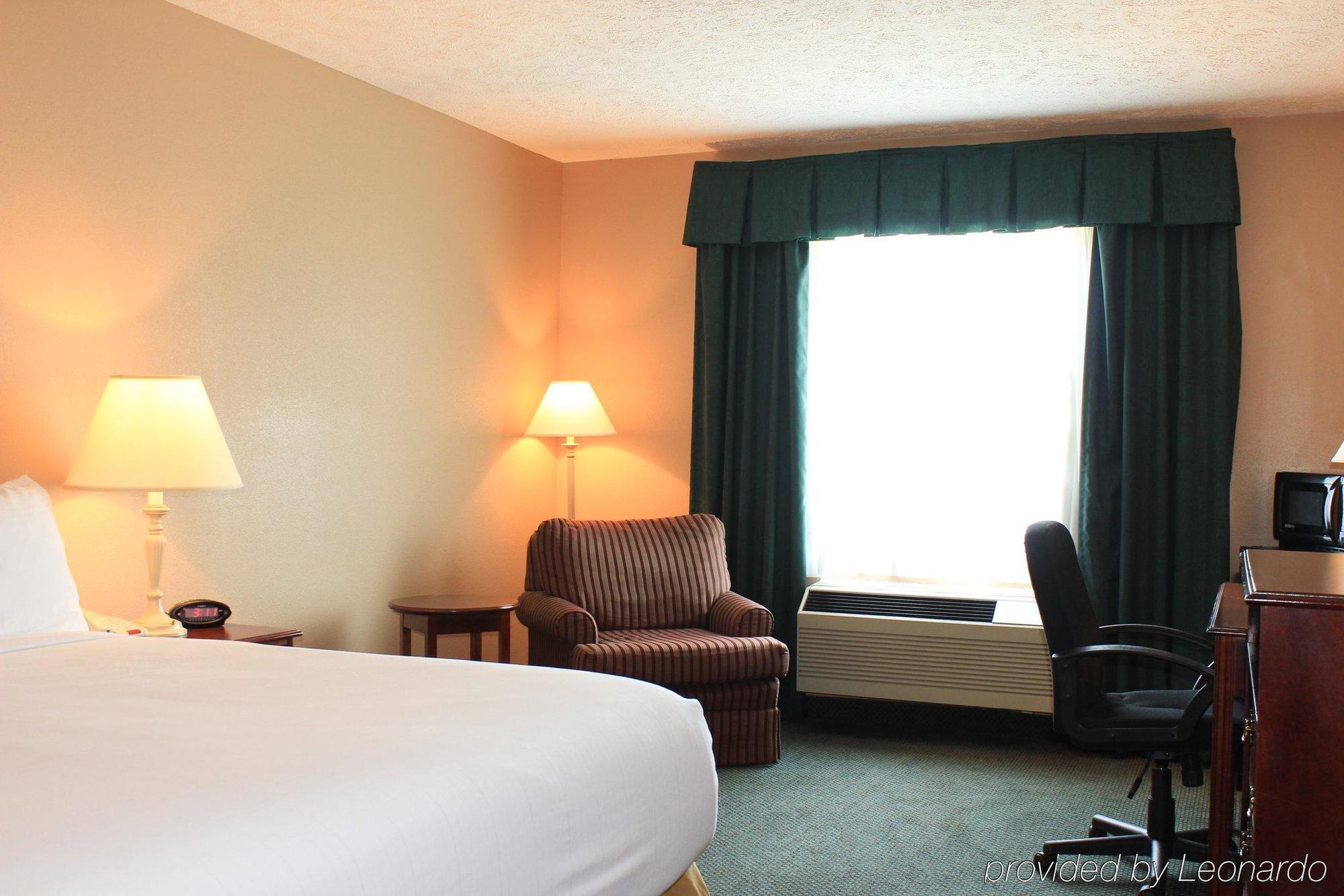 Holiday Inn Express Kilmarnock Экстерьер фото